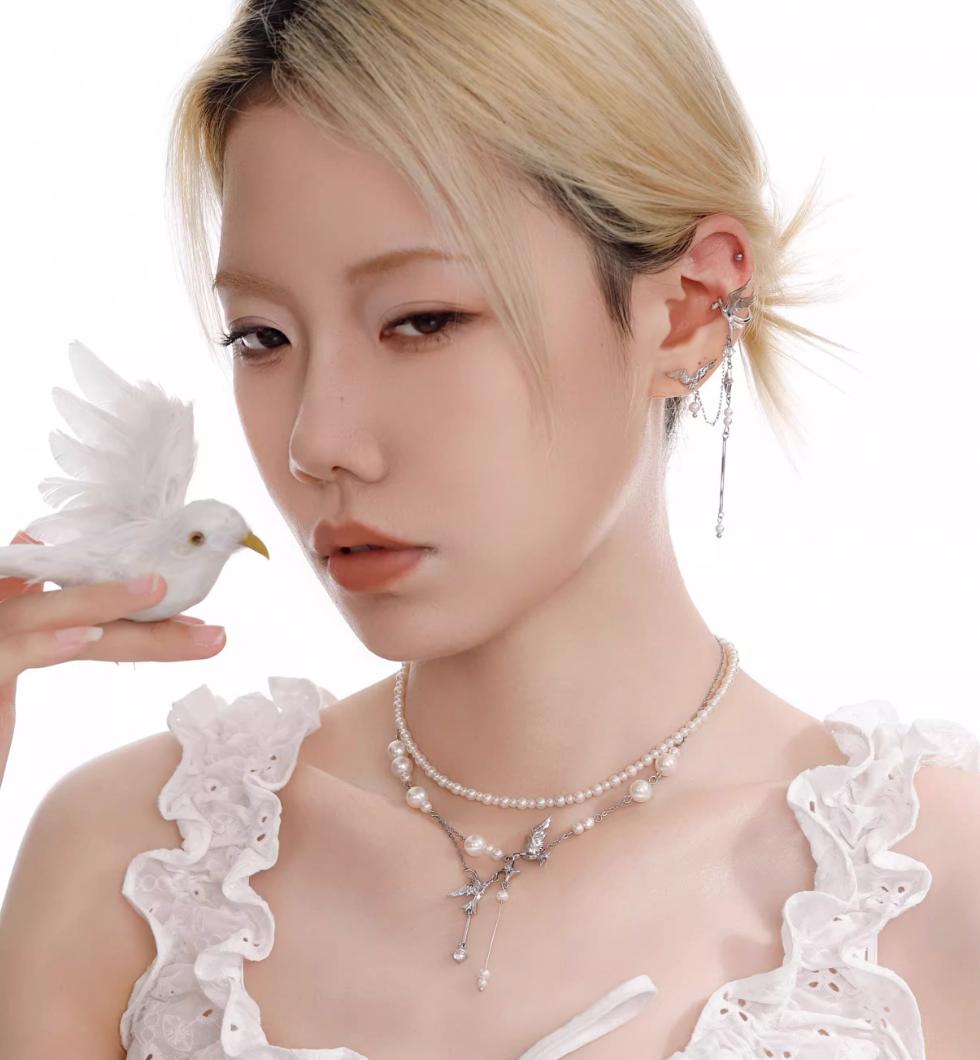 Apom Flying Bird Pearl Necklace-korean-fashion-Necklace-Apom's Closet-OH Garments