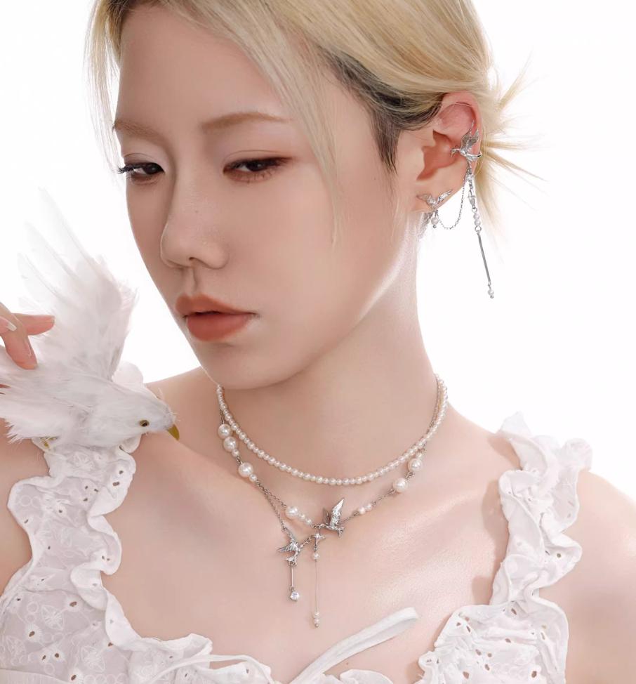Apom Flying Bird Pearl Necklace-korean-fashion-Necklace-Apom's Closet-OH Garments