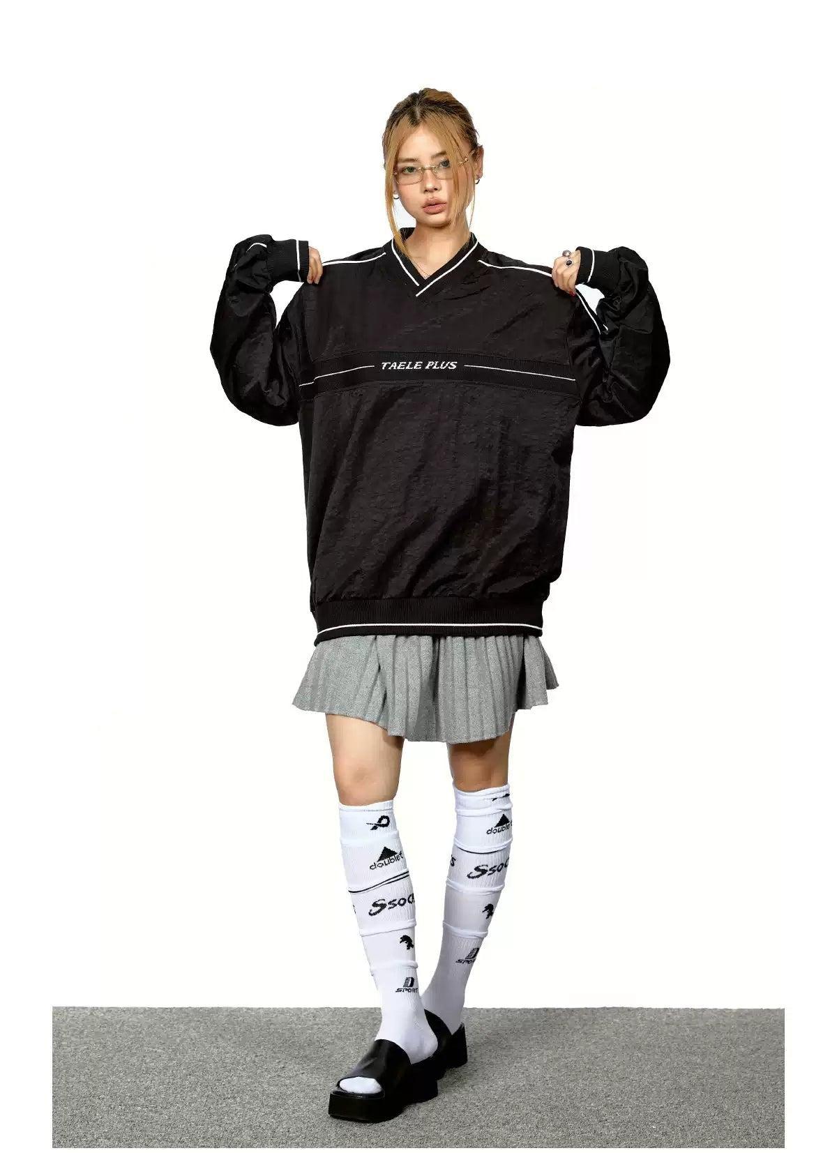 BB Contrast Piping Print V-Neck Crewneck-korean-fashion-T-Shirt-BB's Closet-OH Garments