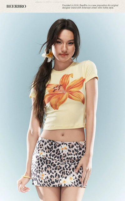 Beer Cropped Flower Graphic T-Shirt-korean-fashion-T-Shirt-Beer's Closet-OH Garments