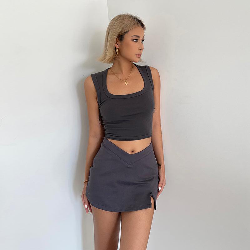 Casey V-Shaped Tiny Slit Skirt-korean-fashion-Skirt-Casey's Closet-OH Garments