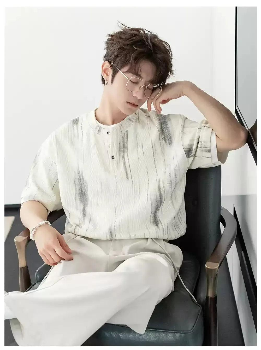 Chuan Contrast Ink Textured T-Shirt-korean-fashion-T-Shirt-Chuan's Closet-OH Garments