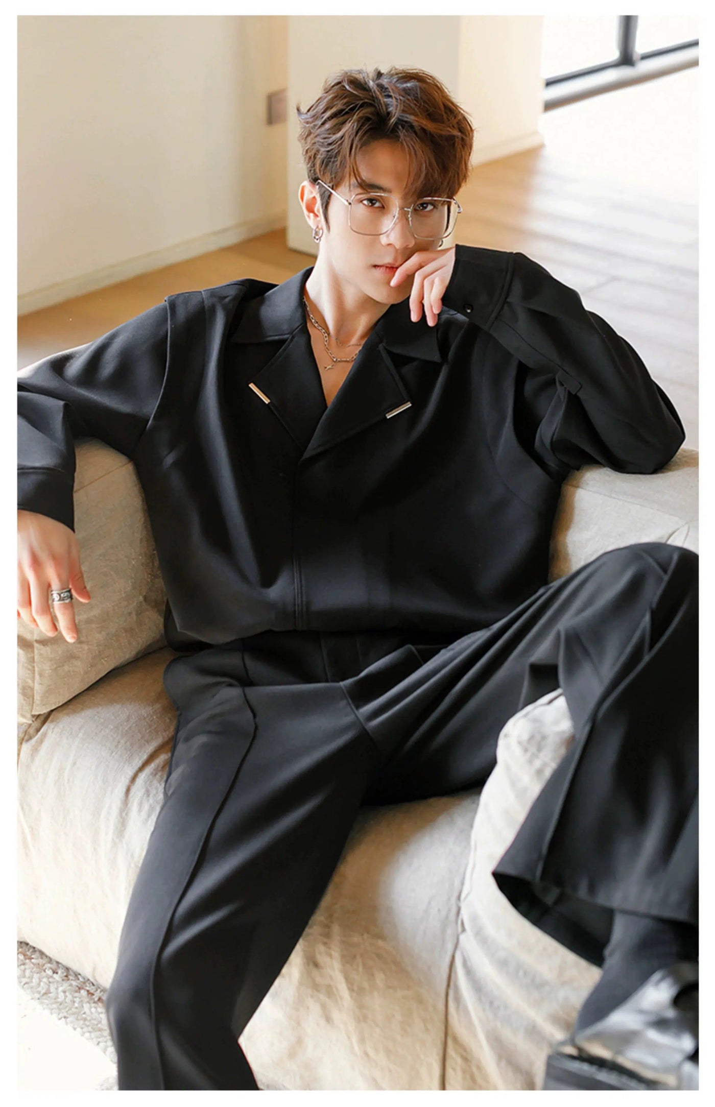 Chuan Solid Metal Bar Accent Shirt-korean-fashion-Shirt-Chuan's Closet-OH Garments