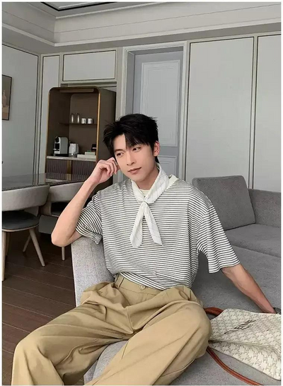 Hua Pinstriped Clean Fit T-Shirt-korean-fashion-T-Shirt-Hua's Closet-OH Garments