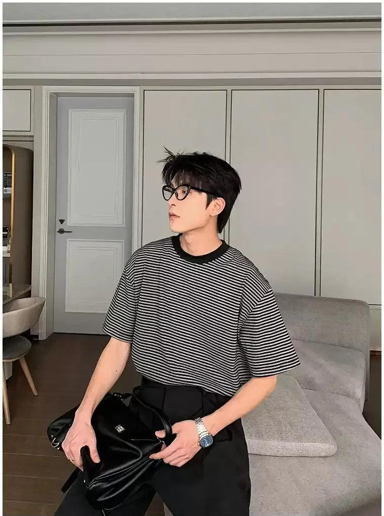 Hua Pinstriped Clean Fit T-Shirt-korean-fashion-T-Shirt-Hua's Closet-OH Garments