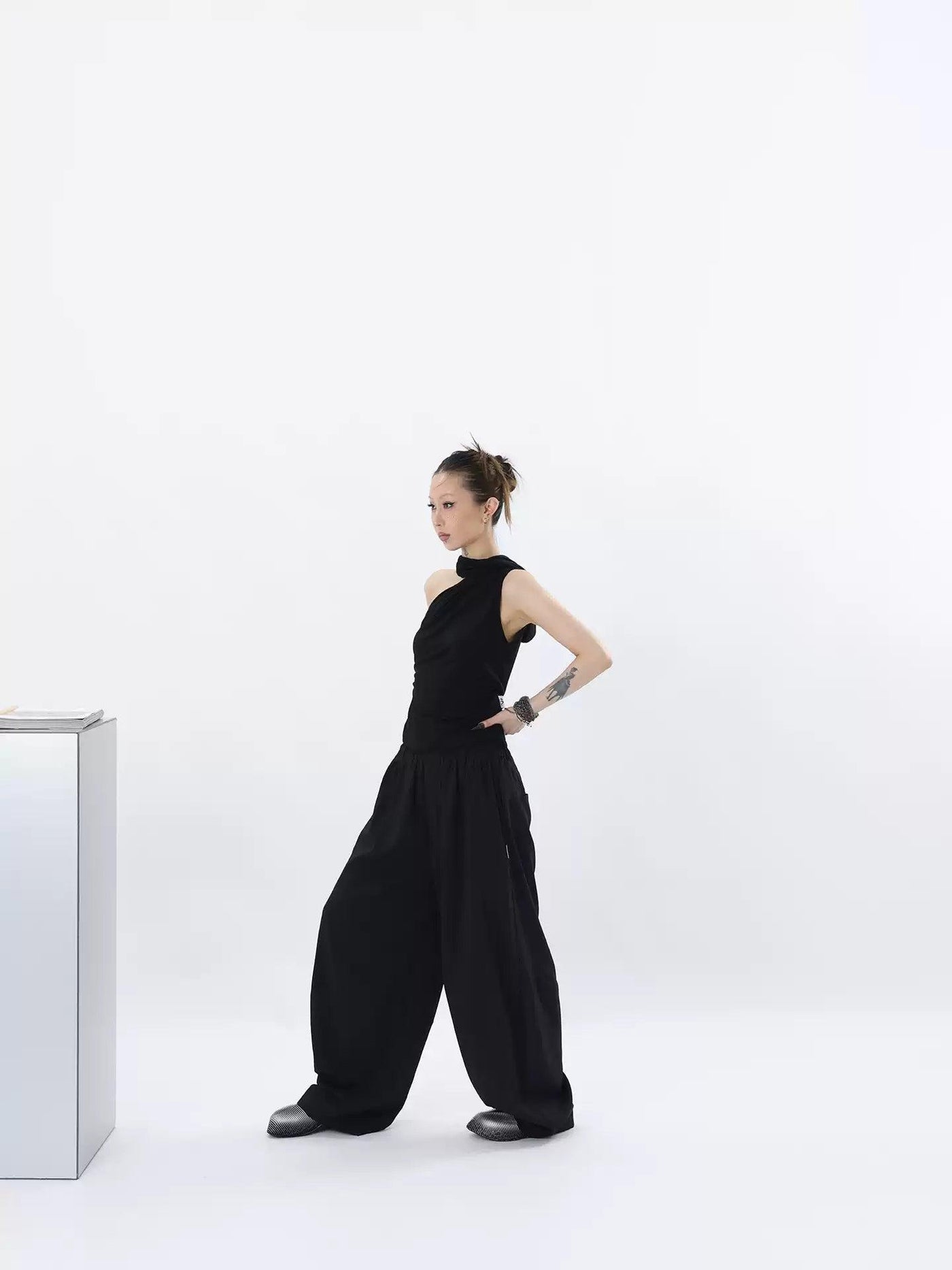 Kei Wide Elastic Waist Loose Pants-korean-fashion-Pants-Kei's Closet-OH Garments