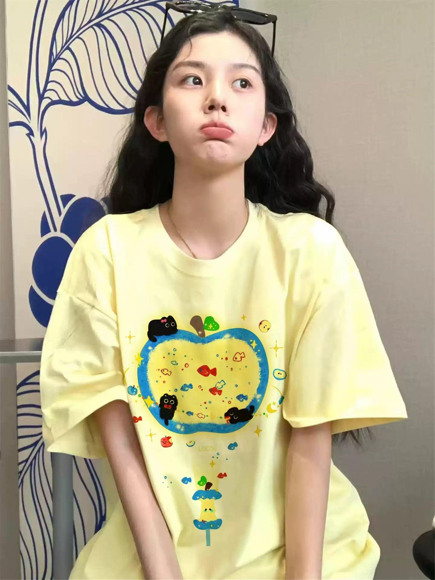 Mina Apple and Cat Graphic T-Shirt-korean-fashion-T-Shirt-Mina's Closet-OH Garments