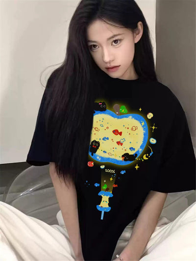Mina Apple and Cat Graphic T-Shirt-korean-fashion-T-Shirt-Mina's Closet-OH Garments