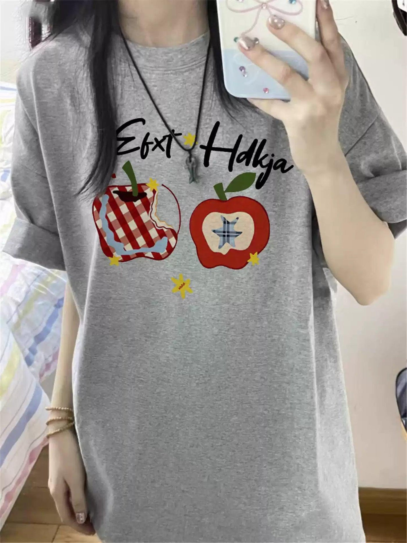 Mina Apple Graphic Print T-Shirt-korean-fashion-T-Shirt-Mina's Closet-OH Garments