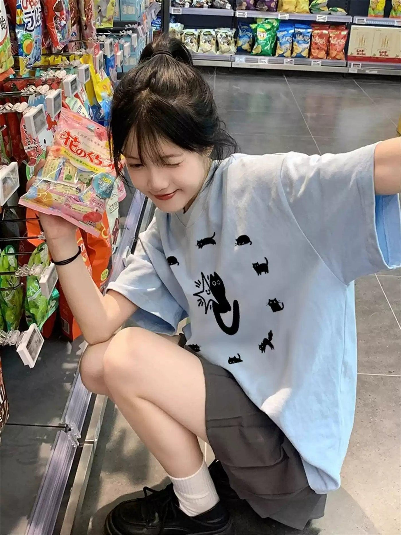 Mina Cats Graphic Print T-Shirt-korean-fashion-T-Shirt-Mina's Closet-OH Garments