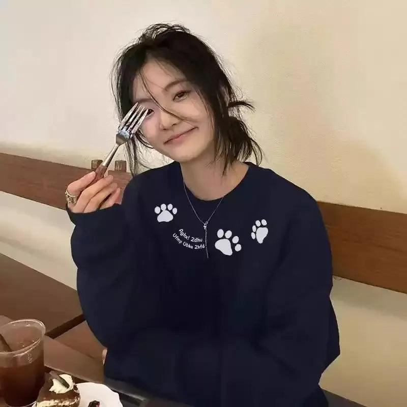 Mina Paw Prints Crewneck-korean-fashion-Crewneck-Mina's Closet-OH Garments
