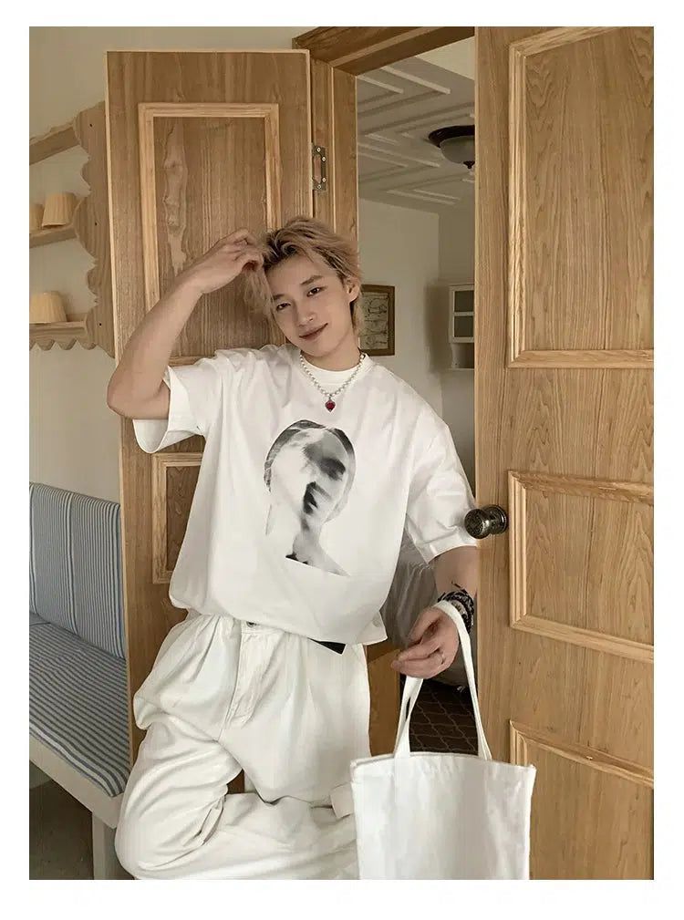 Neco Abstract Portrait T-Shirt-korean-fashion-T-Shirt-Neco's Closet-OH Garments