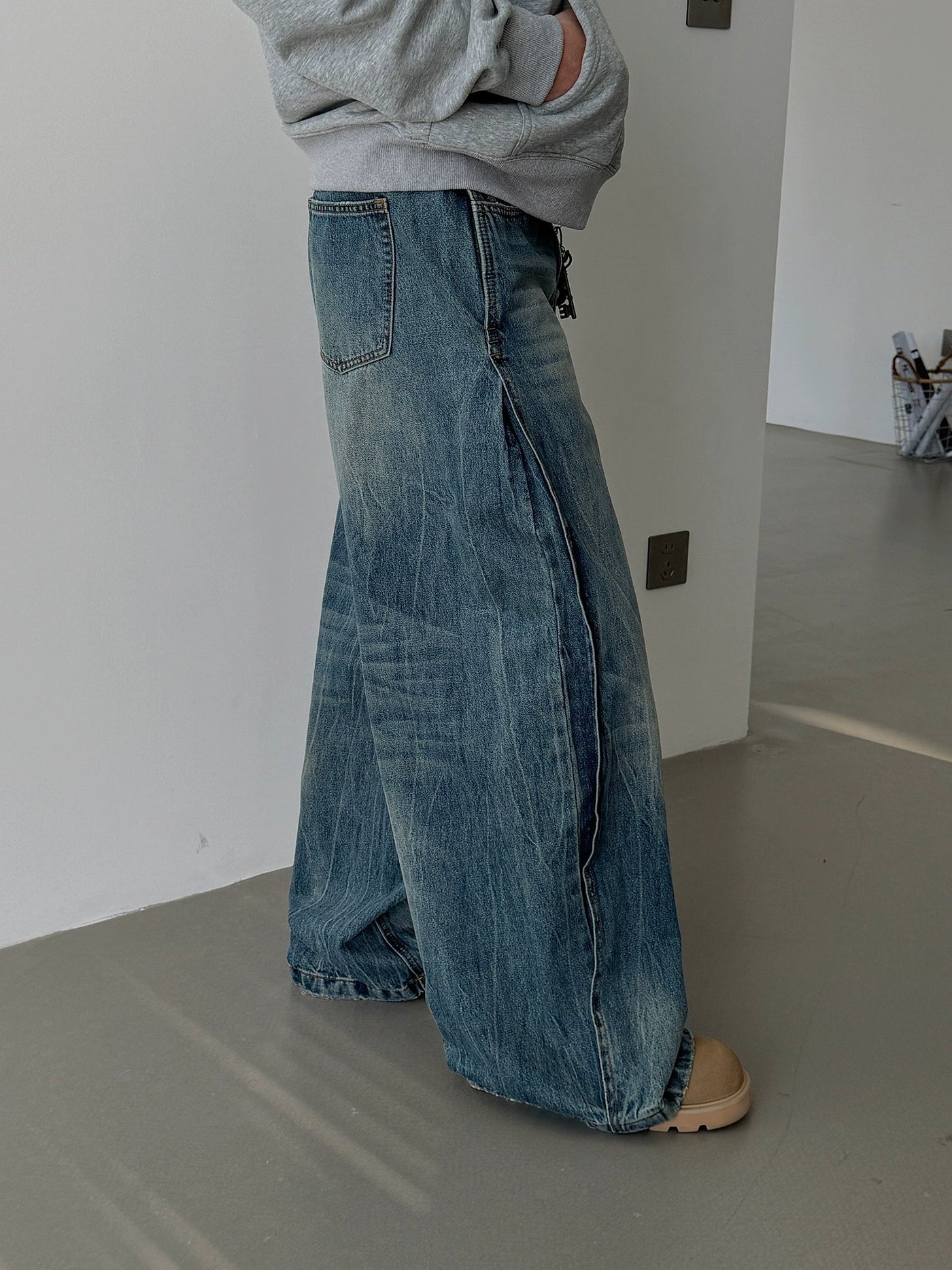 Nine Bamboo Washed Scimitar Jeans-korean-fashion-Jeans-Nine's Closet-OH Garments