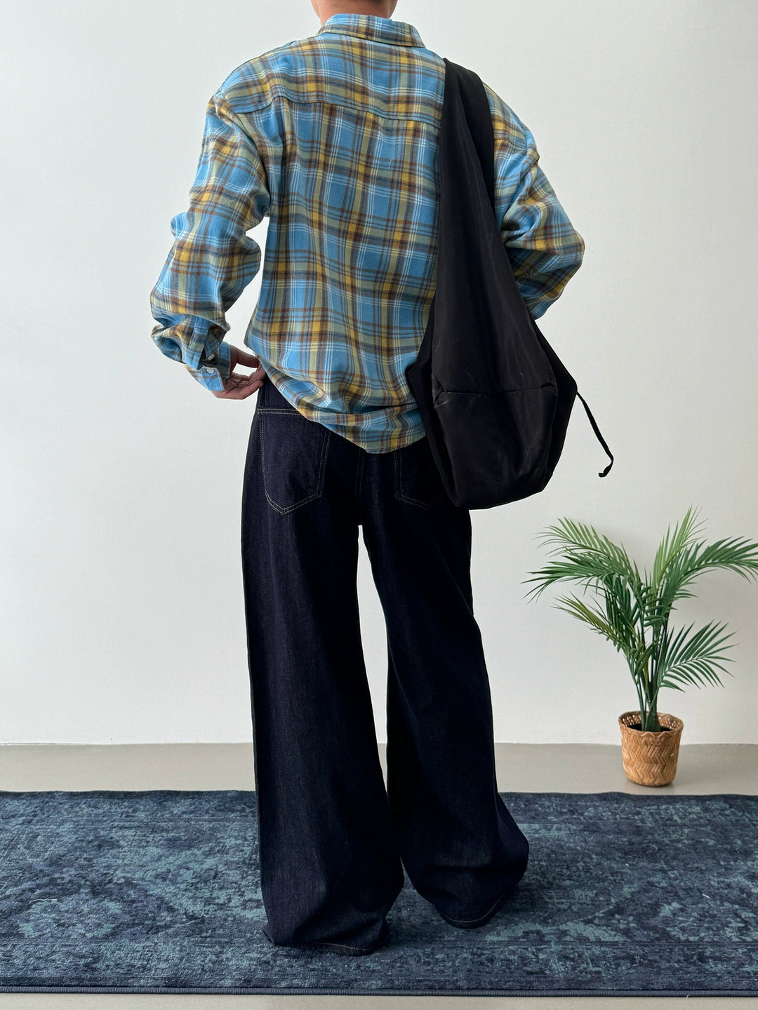 Nine Buttoned Casual Wide Leg Jeans