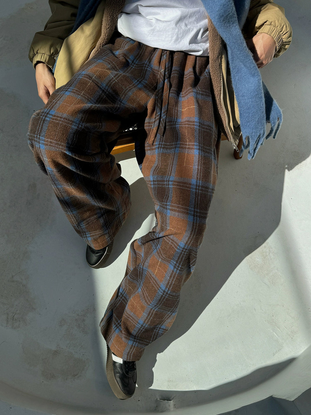 nine-contrast-plaid-wide-