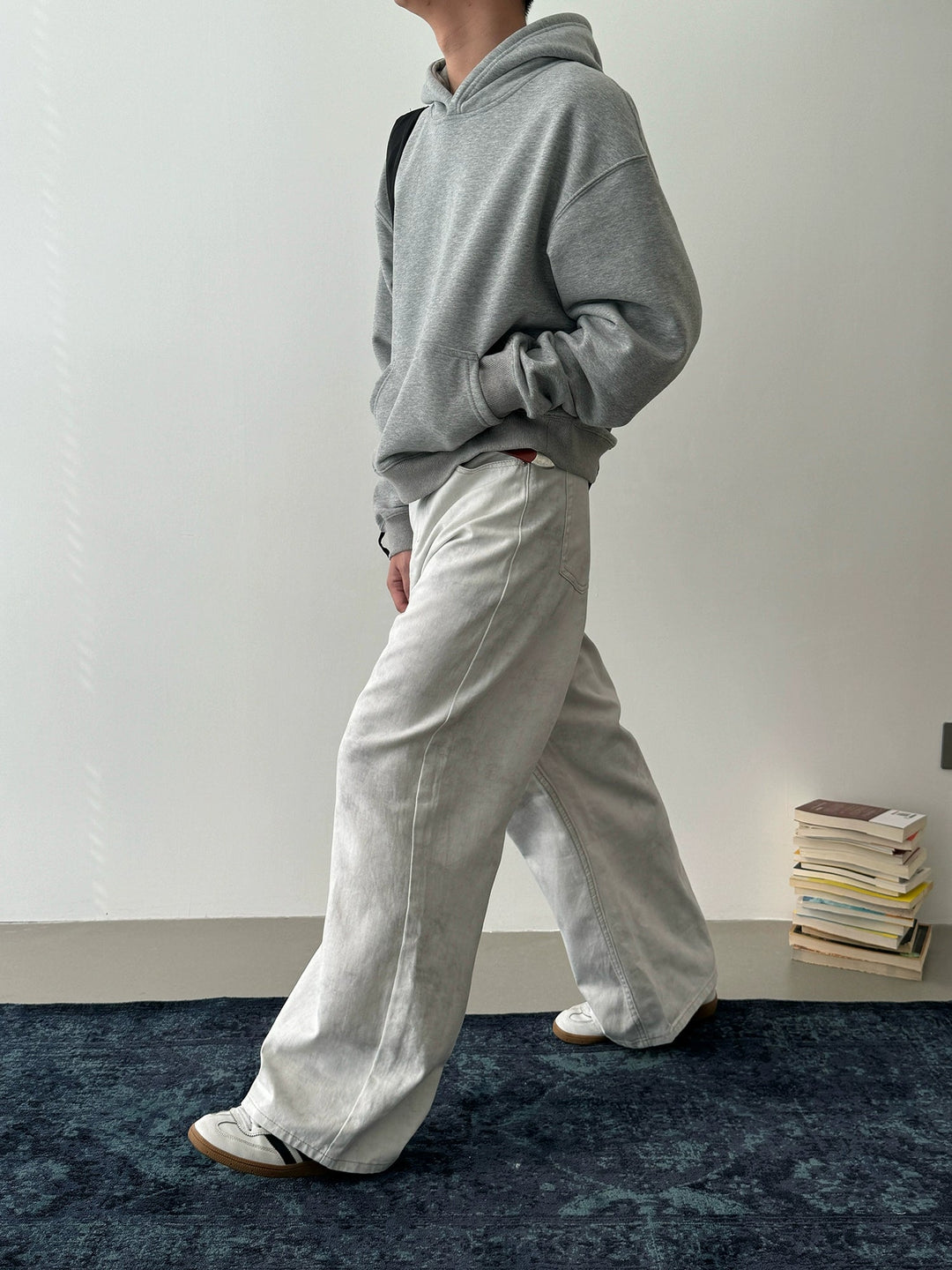 【HI FI FNK】All Dirty White Jeans All Dirty White Jeans - HIFIFNK | 60% - Asian Fashion Online