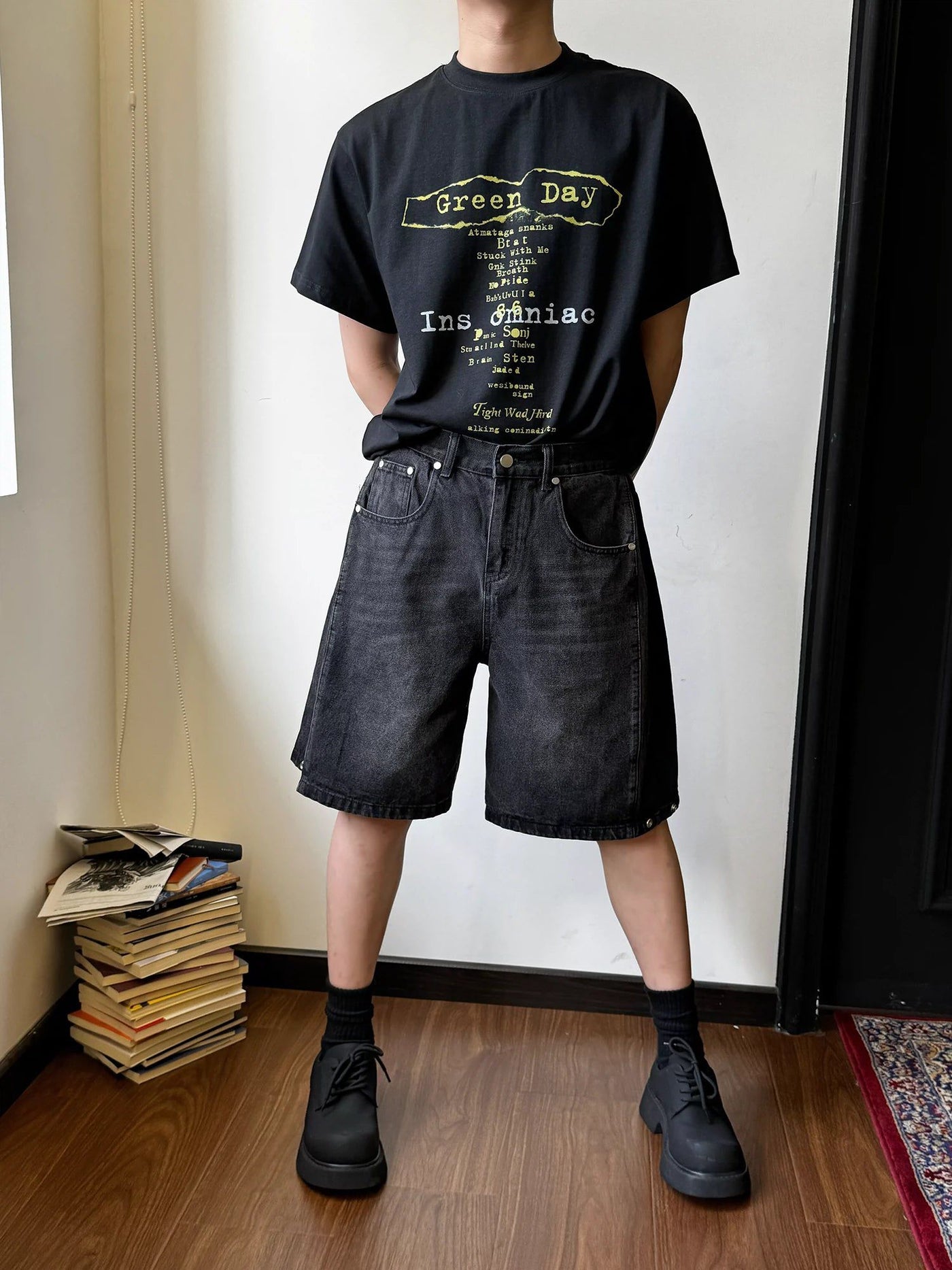 Nine Double-Waisted Plain Shorts-korean-fashion-Shorts-Nine's Closet-OH Garments