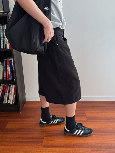 Nine Essential Mid-Length Denim Shorts-korean-fashion-Shorts-Nine's Closet-OH Garments