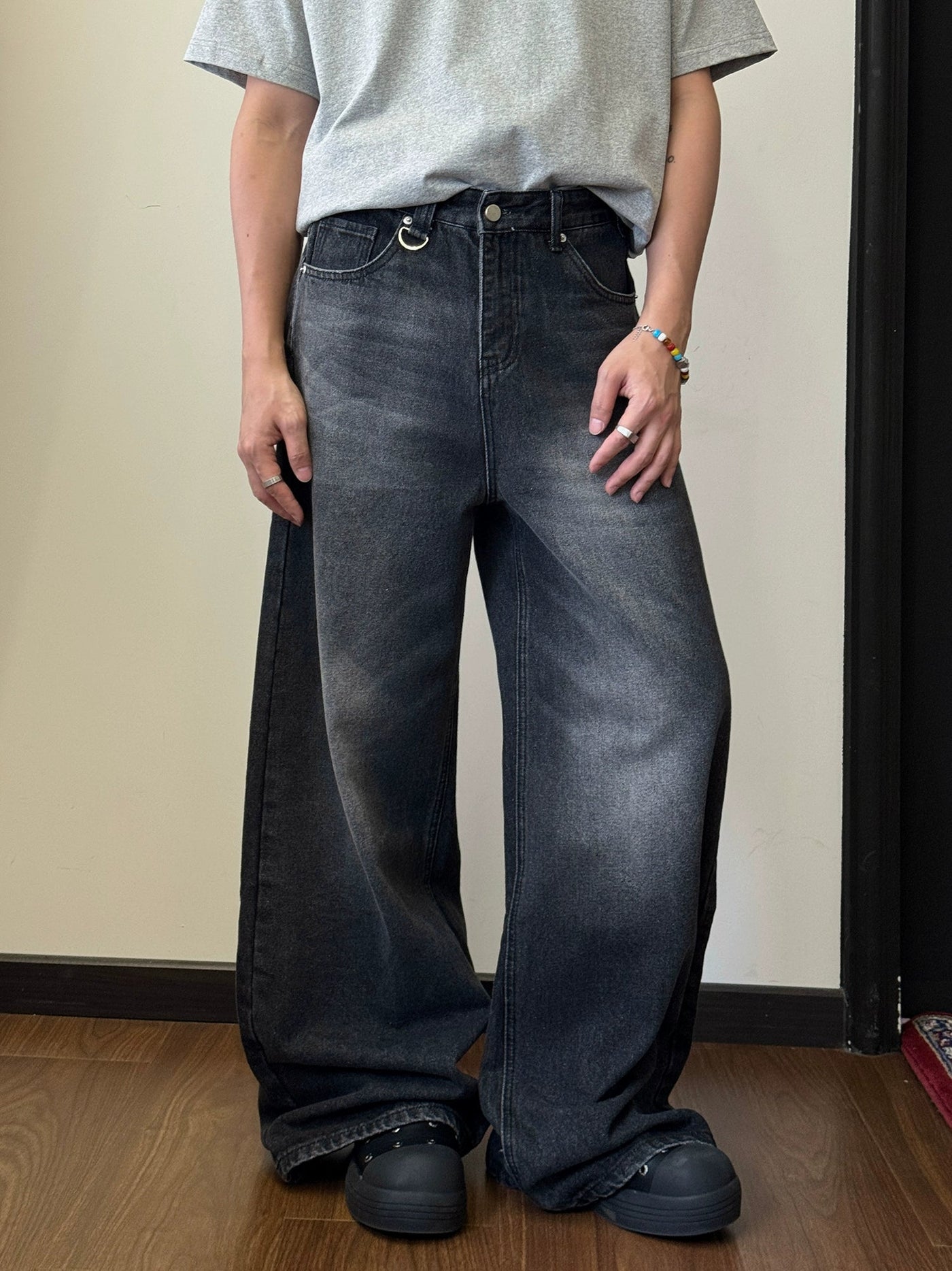 Nine Faded Loose Fit Jeans-korean-fashion-Jeans-Nine's Closet-OH Garments