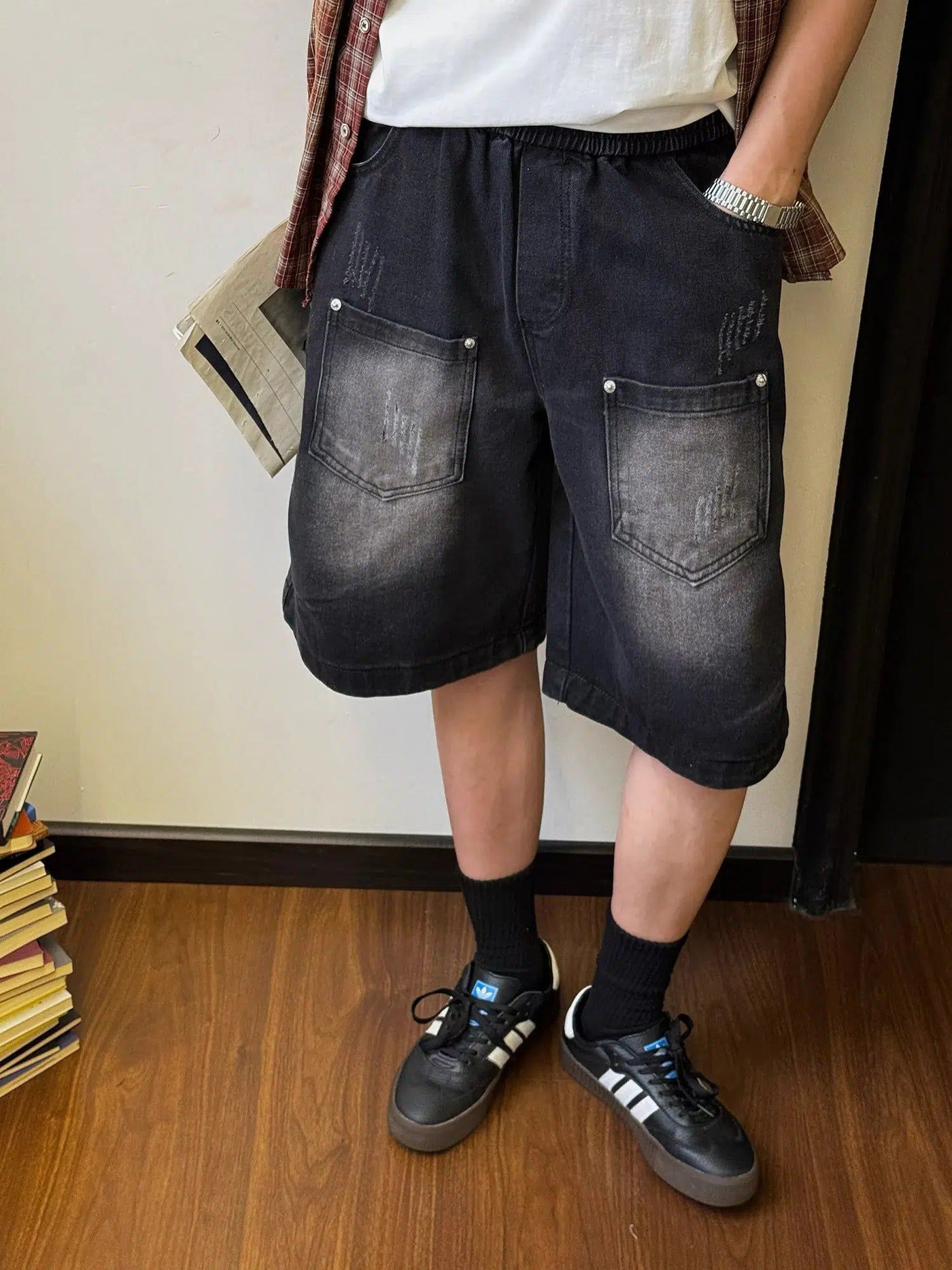 Nine Front Pocket Cat Scratched Denim Shorts-korean-fashion-Shorts-Nine's Closet-OH Garments