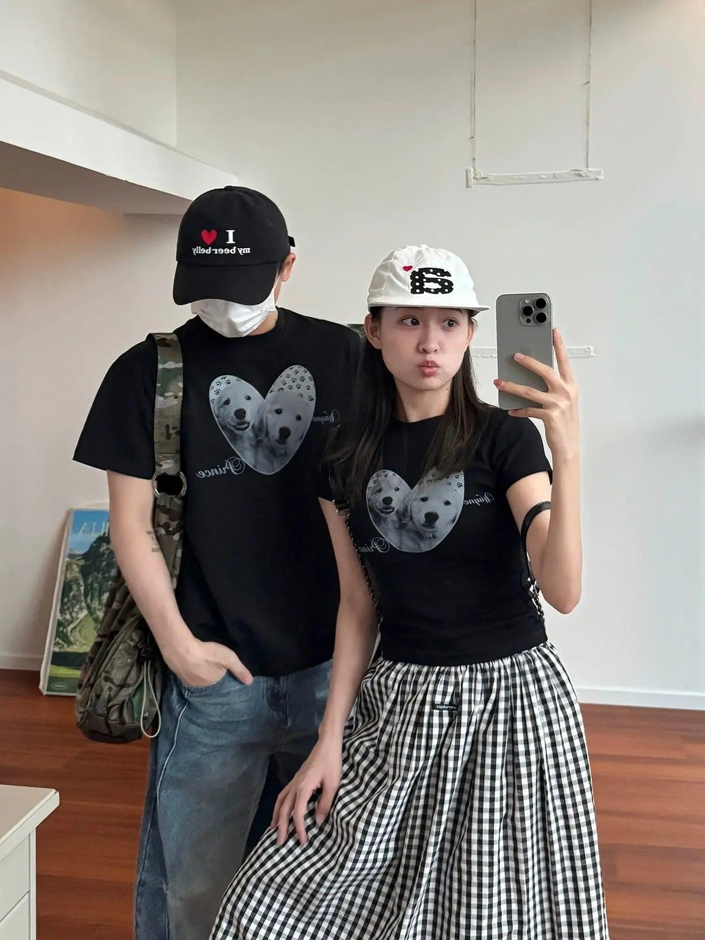 Nine Heart Frame Dog Graphic T-Shirt-korean-fashion-T-Shirt-Nine's Closet-OH Garments