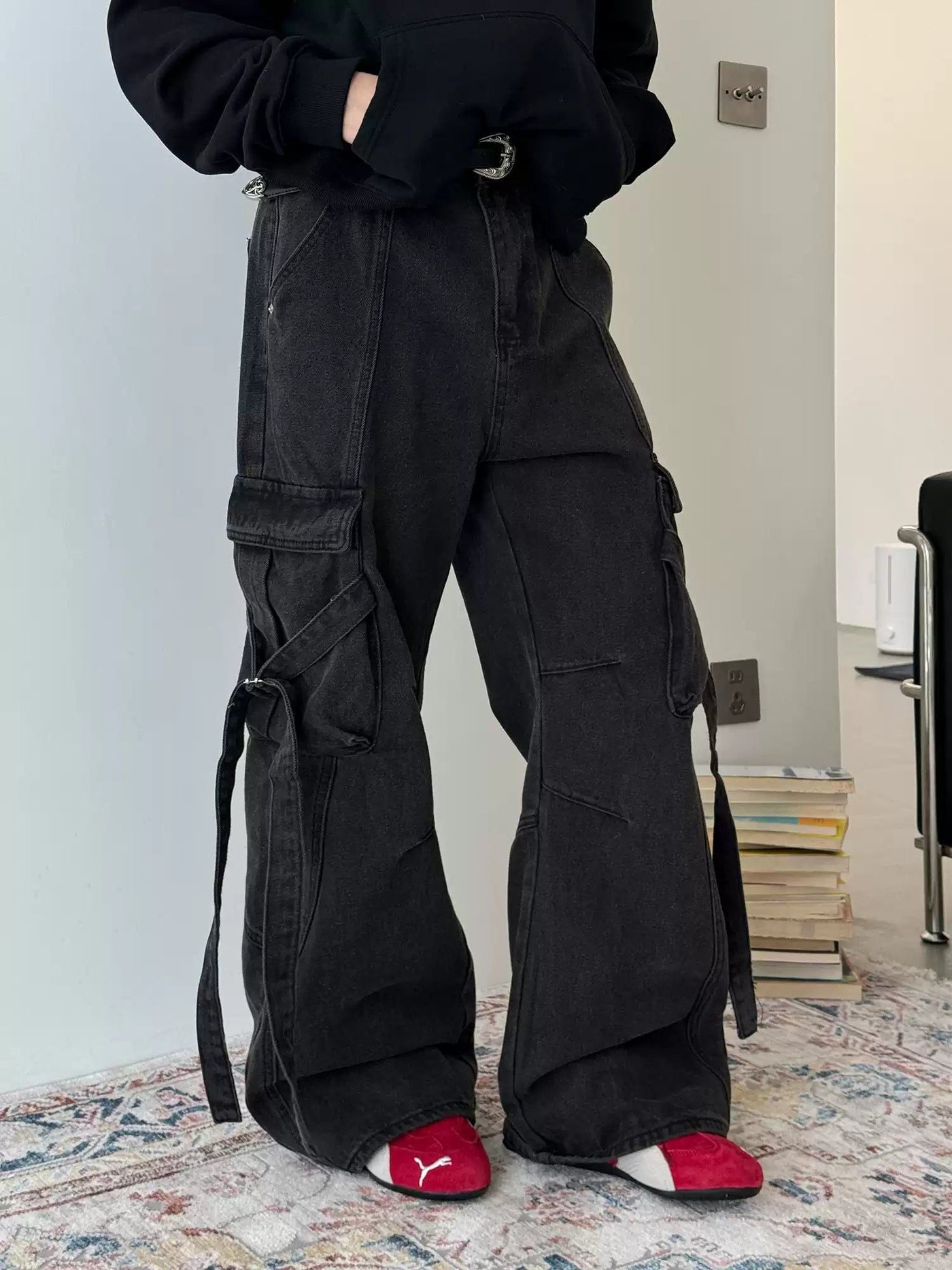 Nine Heavy Multi-Pocket Strap Cargo Pants-korean-fashion-Pants-Nine's Closet-OH Garments