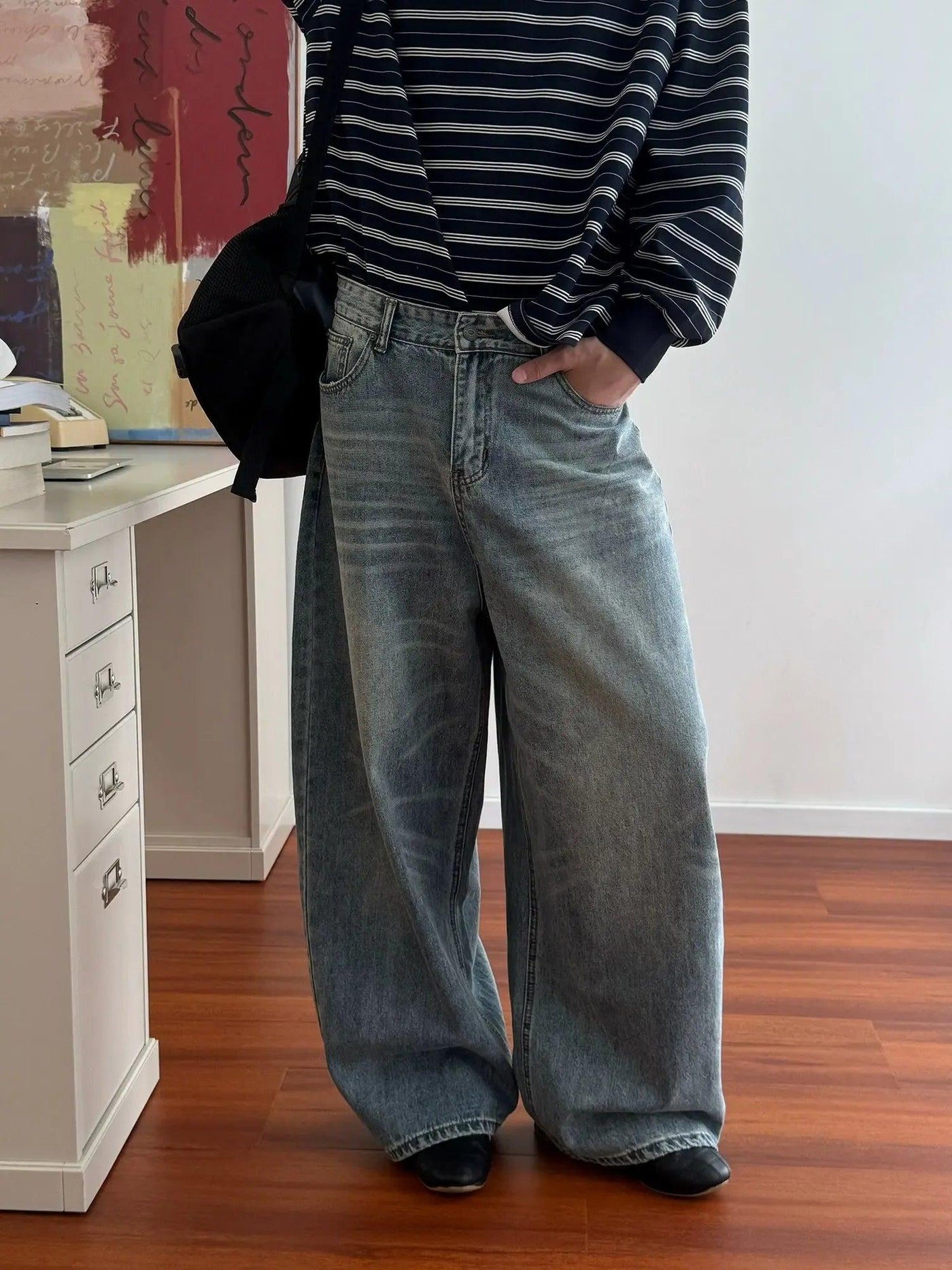 Nine Loose Fit Faded Whiskers Jeans-korean-fashion-Jeans-Nine's Closet-OH Garments