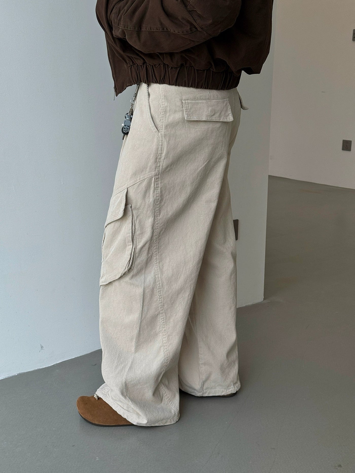 Nine Pleated Corduroy Cargo Pants-korean-fashion-Pants-Nine's Closet-OH Garments