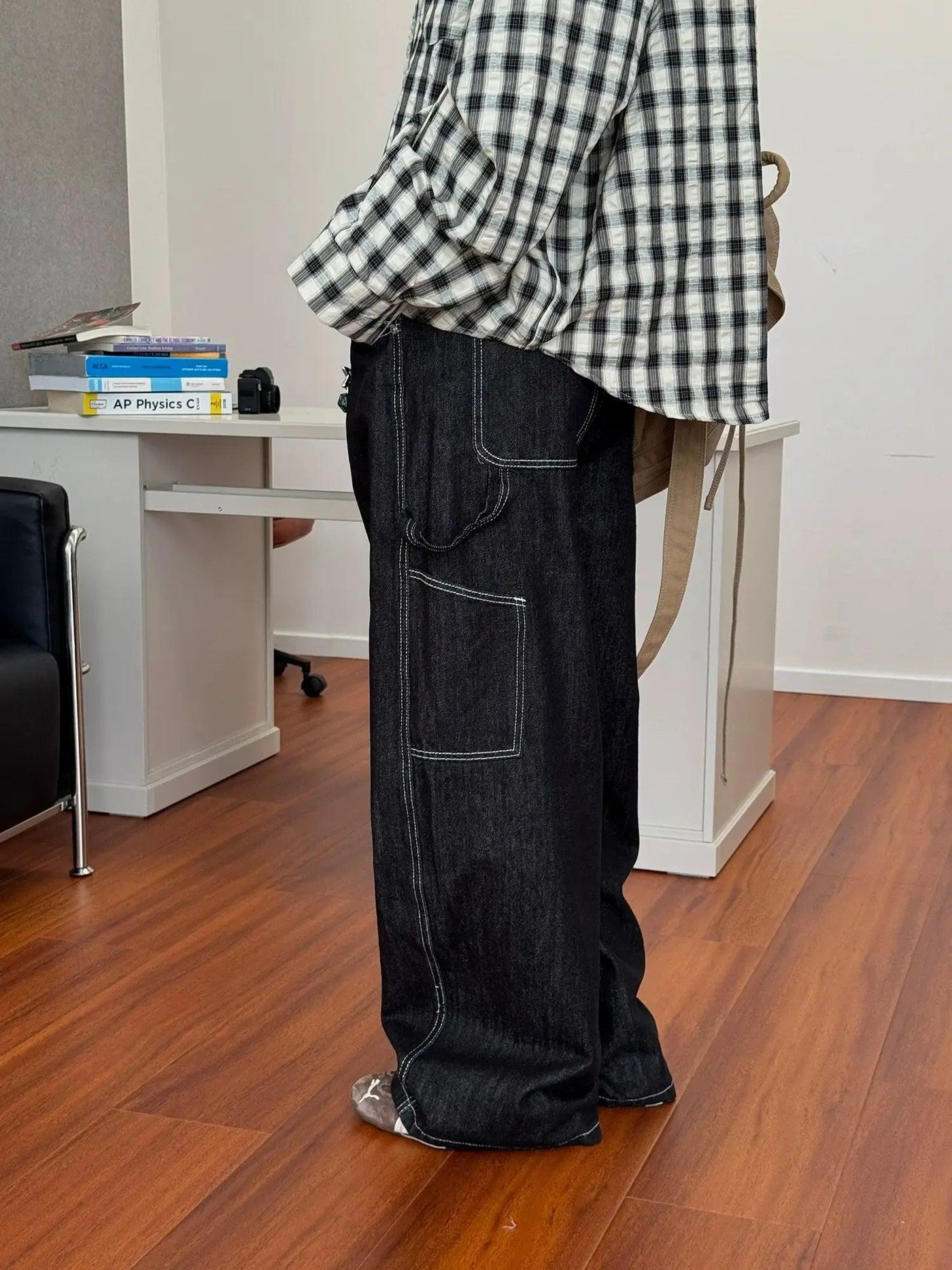 Nine Stitched Line Pocket Jeans-korean-fashion-Jeans-Nine's Closet-OH Garments