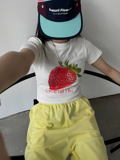 Nine Strawberry Graphic T-Shirt-korean-fashion-T-Shirt-Nine's Closet-OH Garments