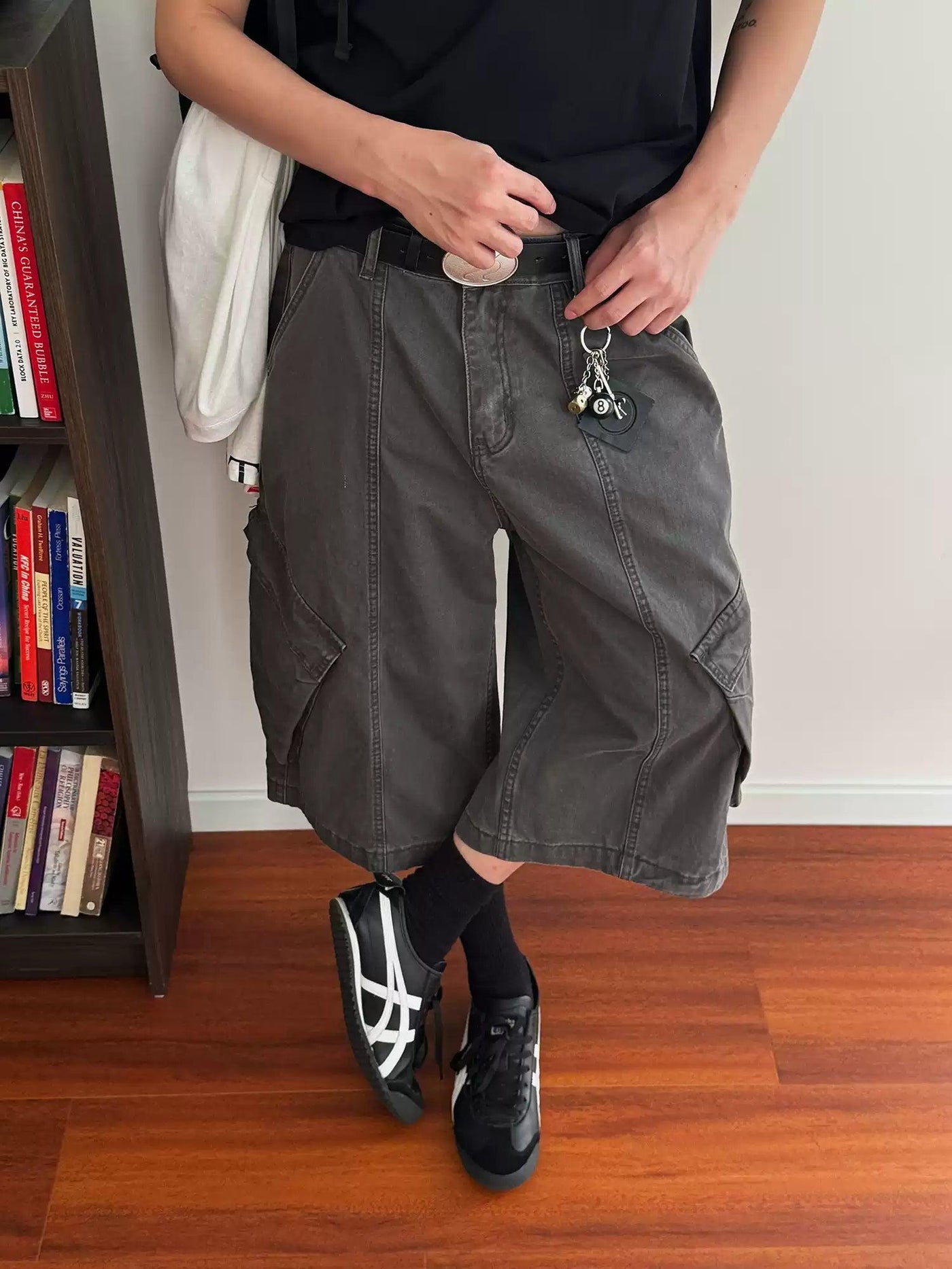 Nine Tilt Pockets Washed Denim Shorts-korean-fashion-Shorts-Nine's Closet-OH Garments