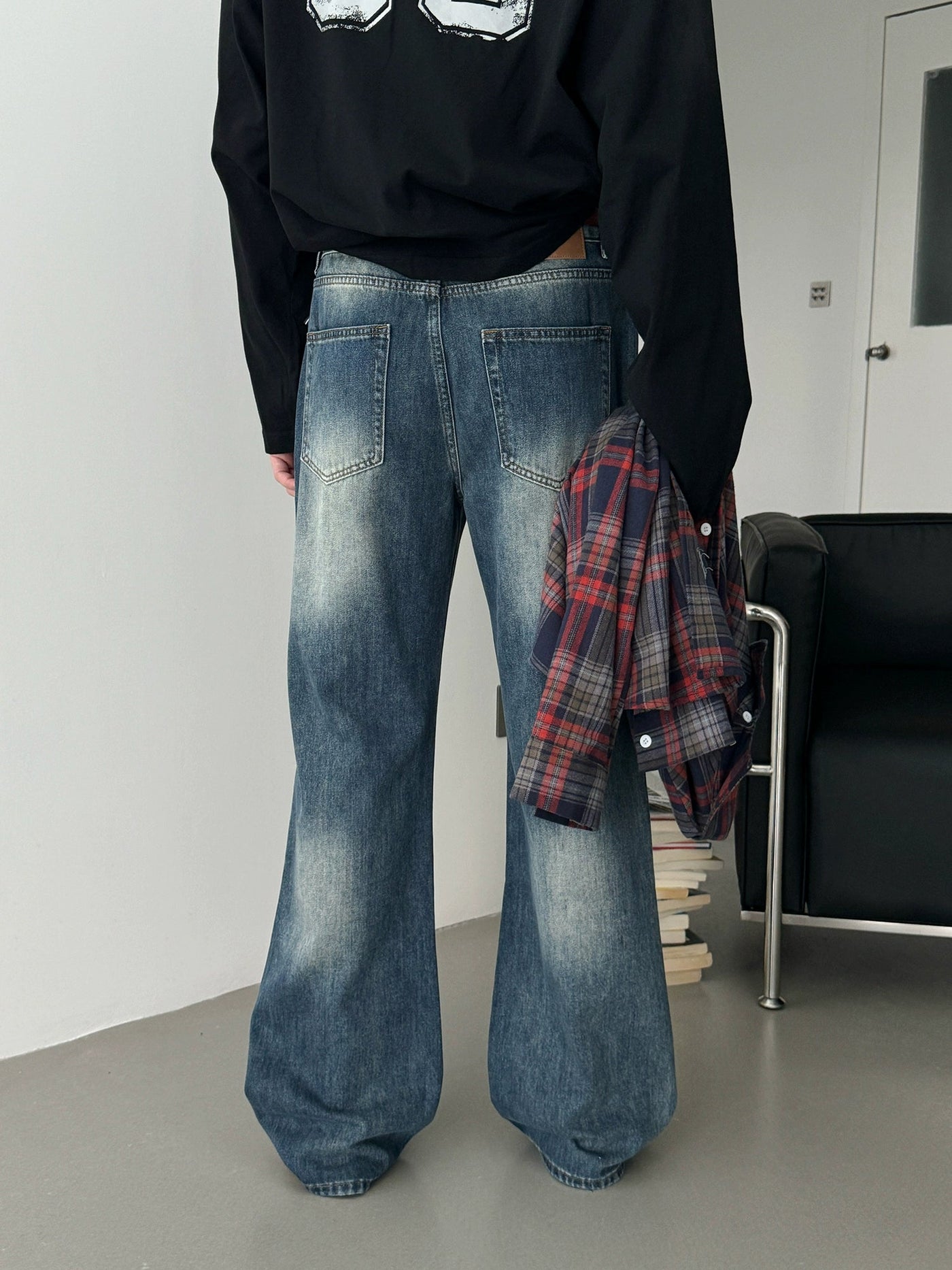 Nine Washed Mid-High Waist Flared Jeans-korean-fashion-Jeans-Nine's Closet-OH Garments