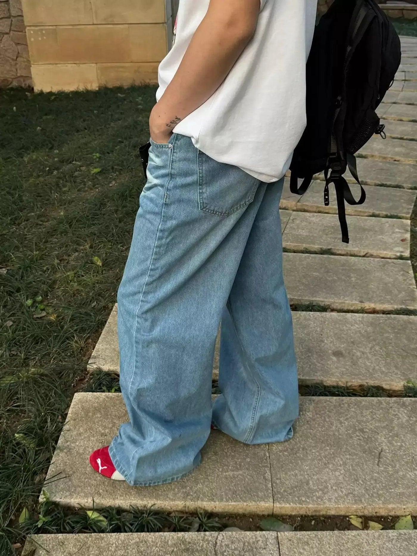 Nine Washed Whiskers Relaxed Fit Jeans-korean-fashion-Jeans-Nine's Closet-OH Garments