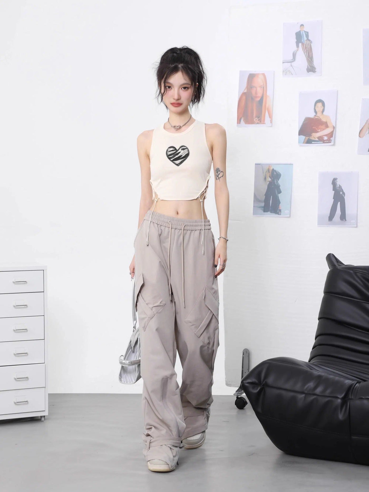 Shi Lace-Up Heart Graphic Vest-korean-fashion-Vest-Shi's Closet-OH Garments