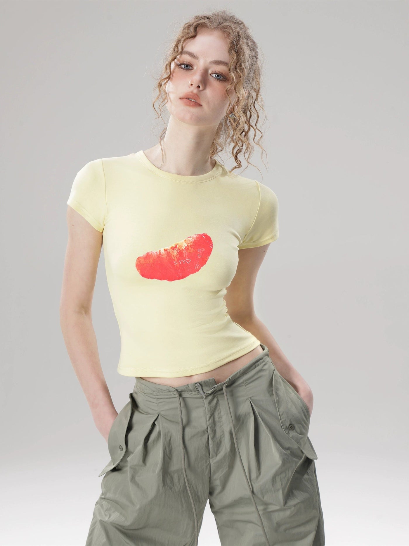 Shi Orange Slice Graphic T-Shirt-korean-fashion-T-Shirt-Shi's Closet-OH Garments