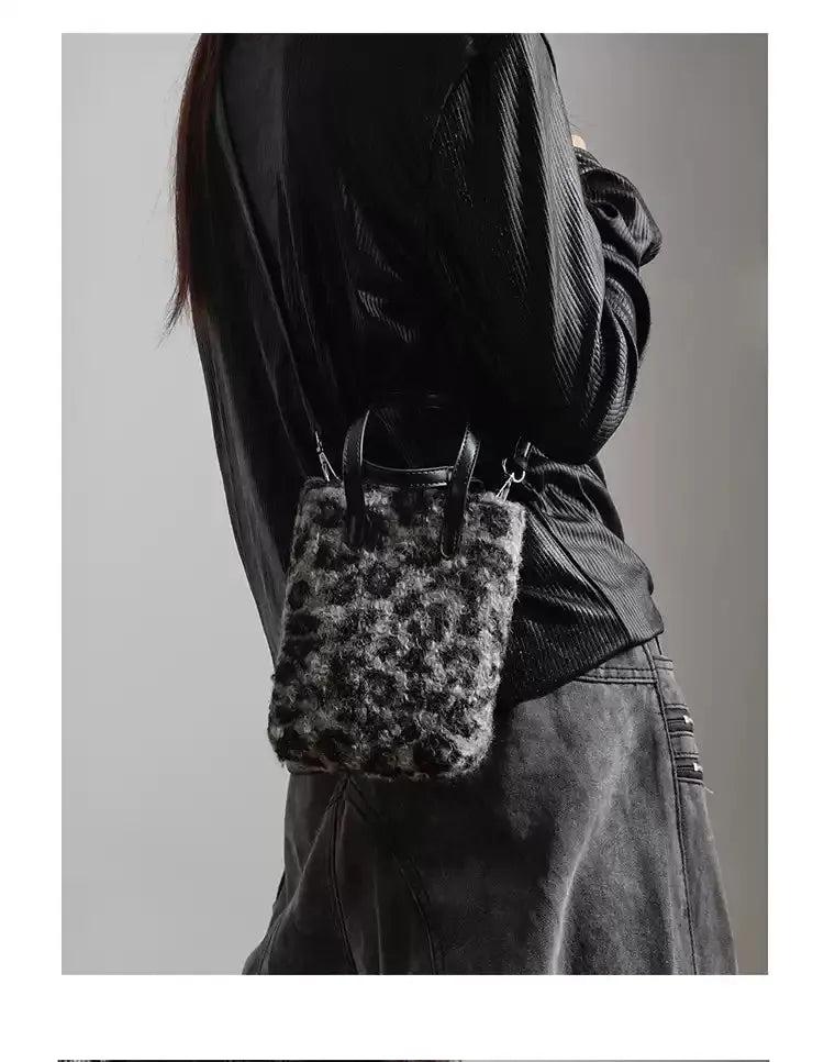 Taro Plushy Plaid Bag-korean-fashion-Bag-Taro's Closet-OH Garments