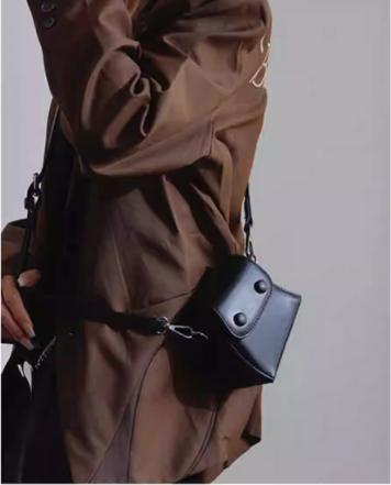 Taro Twist Crossbody Bag-korean-fashion-Bag-Taro's Closet-OH Garments