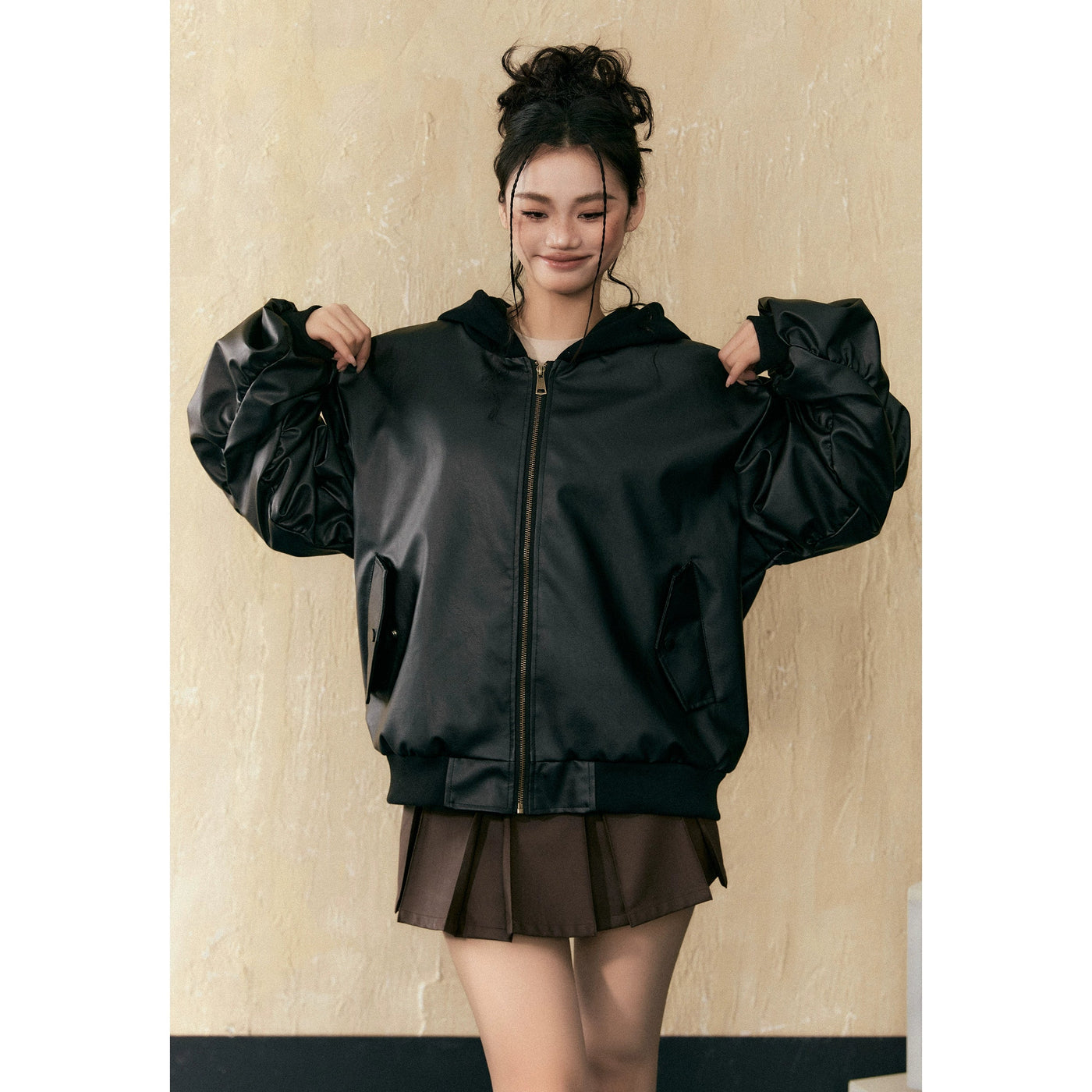 Poofy Army Green Bomber Jacket Korean Style, Women's Fashion, Coats, Jackets  and Outerwear on Carousell