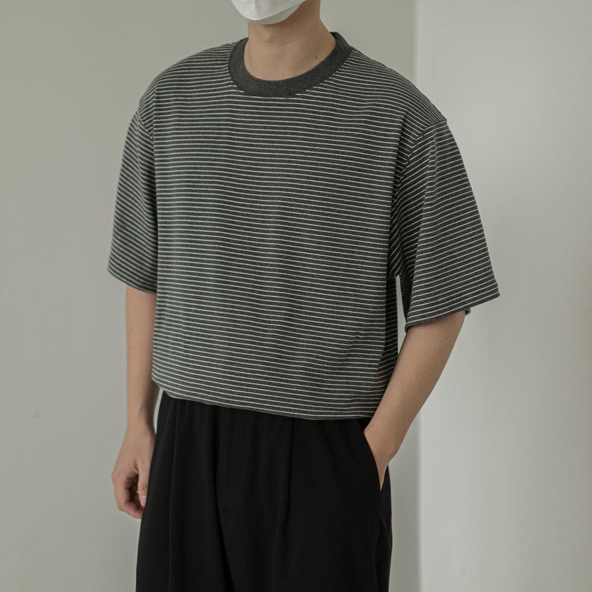 Zhou Casual Fine Stripes Comfty T-Shirt-korean-fashion-T-Shirt-Zhou's Closet-OH Garments