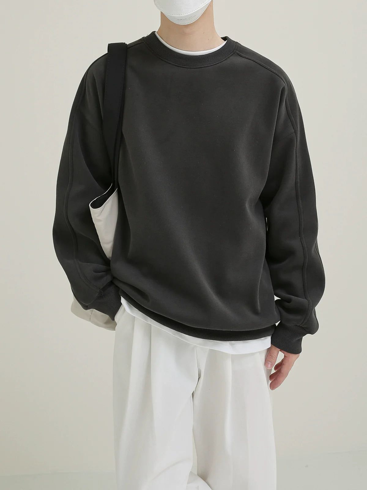 Zhou Comfty Fit Minimal Crewneck-korean-fashion-Crewneck-Zhou's Closet-OH Garments