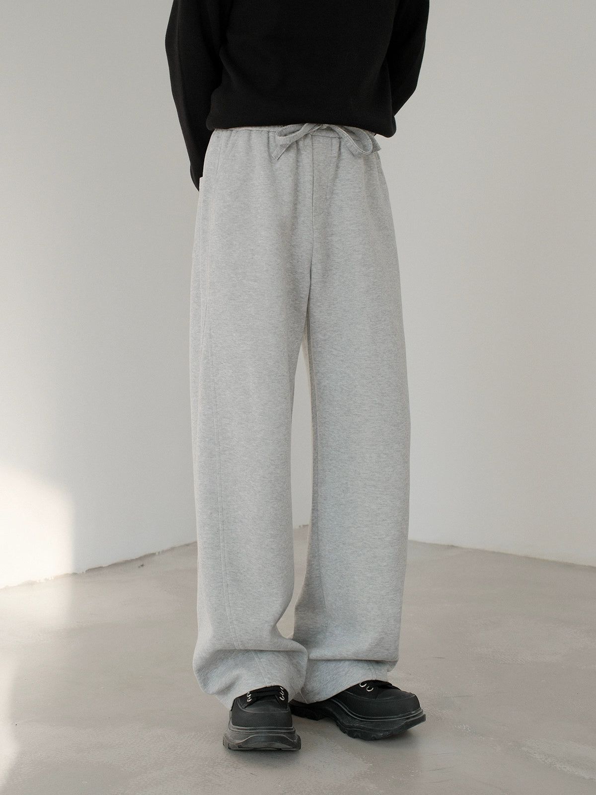 Zhou Drawstring Straight Leg Sweatpants-korean-fashion-Pants-Zhou's Closet-OH Garments