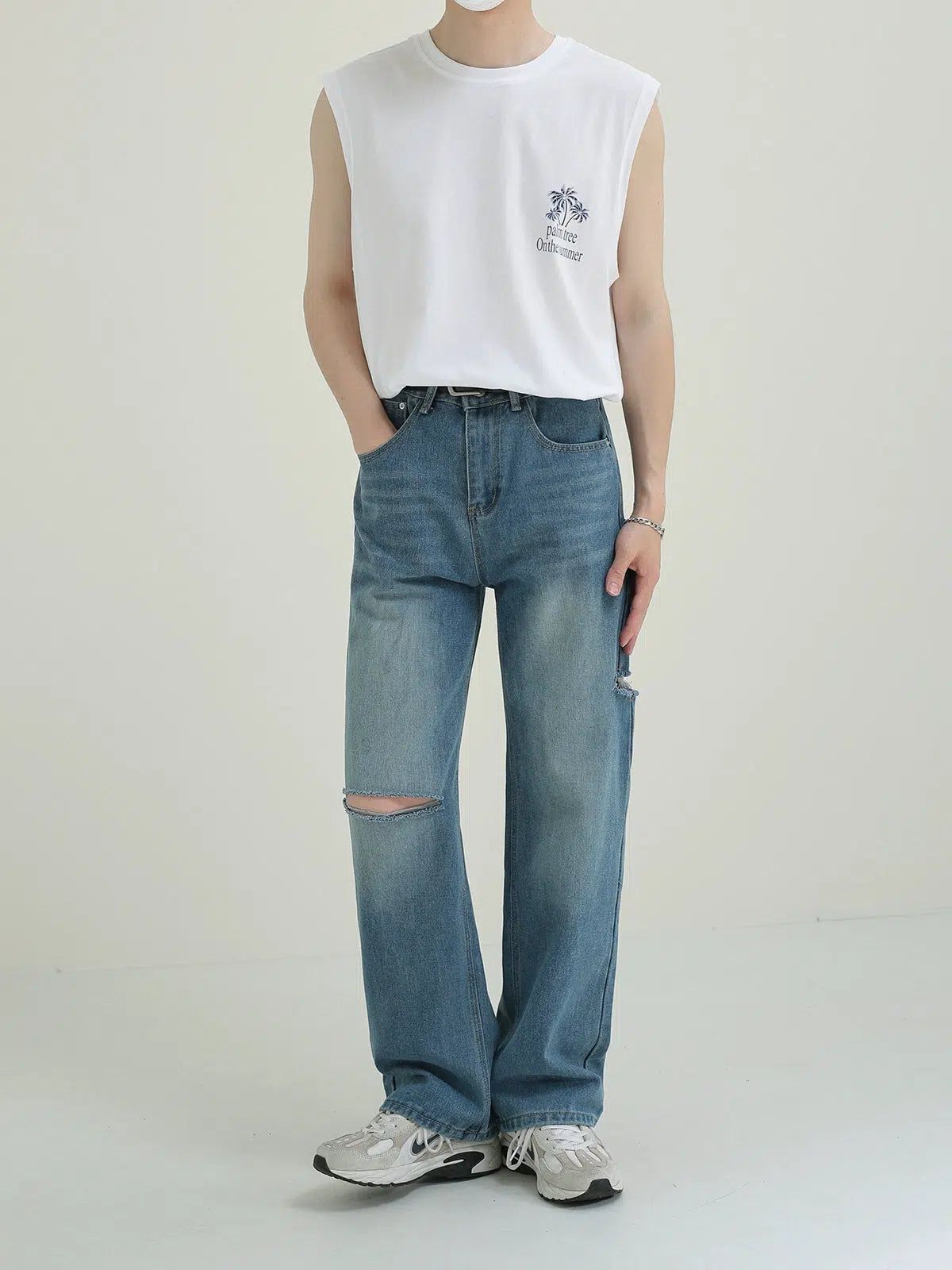 Zhou Faded & Whiskers Ripped Jeans-korean-fashion-Jeans-Zhou's Closet-OH Garments