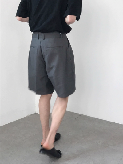 Zhou Fold Pleated Bermud Shorts-korean-fashion-Shorts-Zhou's Closet-OH Garments