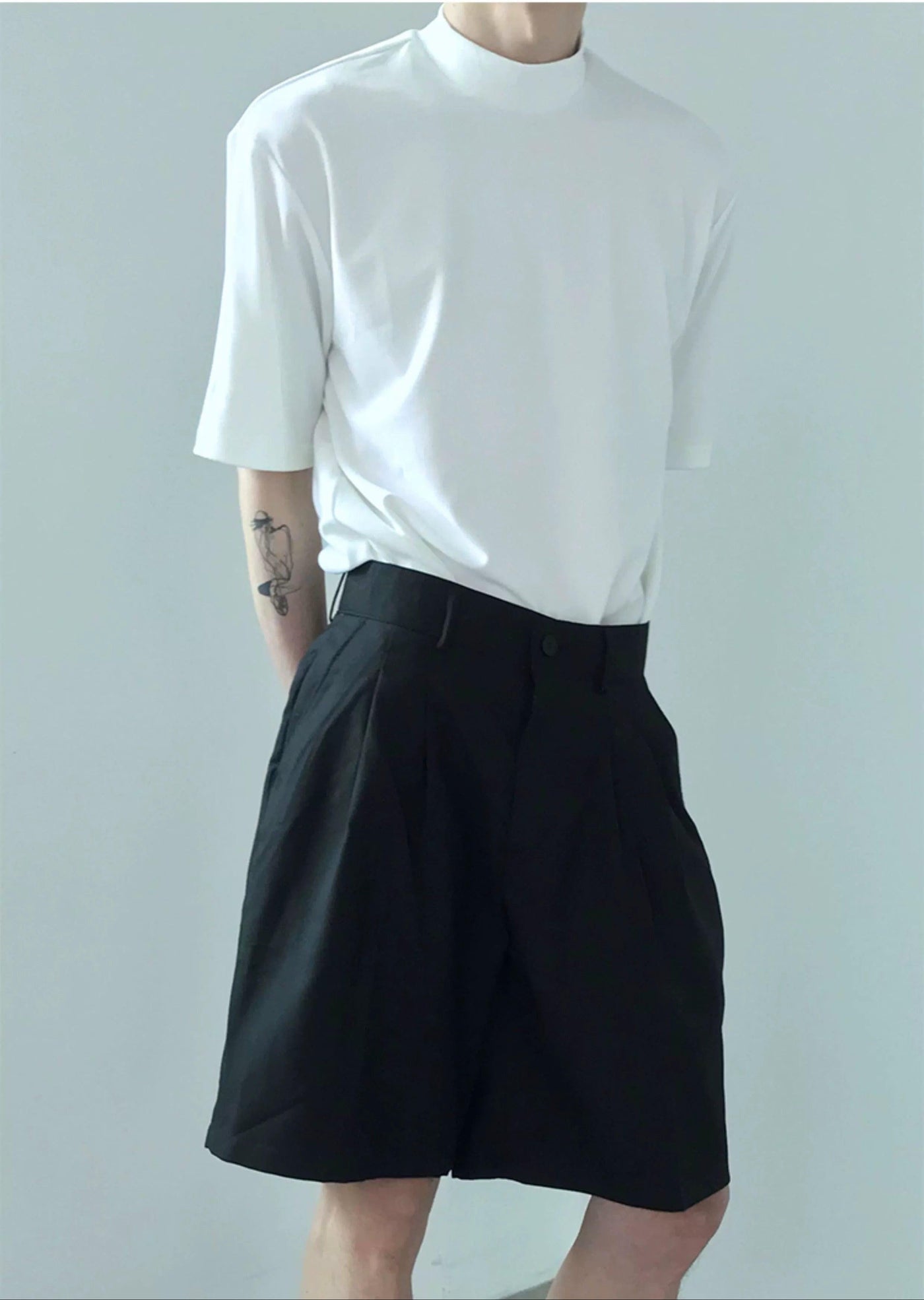 Zhou Fold Pleated Bermud Shorts-korean-fashion-Shorts-Zhou's Closet-OH Garments