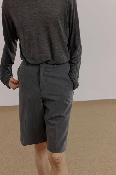 Zhou Fold Pleated Slim Fit Shorts-korean-fashion-Shorts-Zhou's Closet-OH Garments
