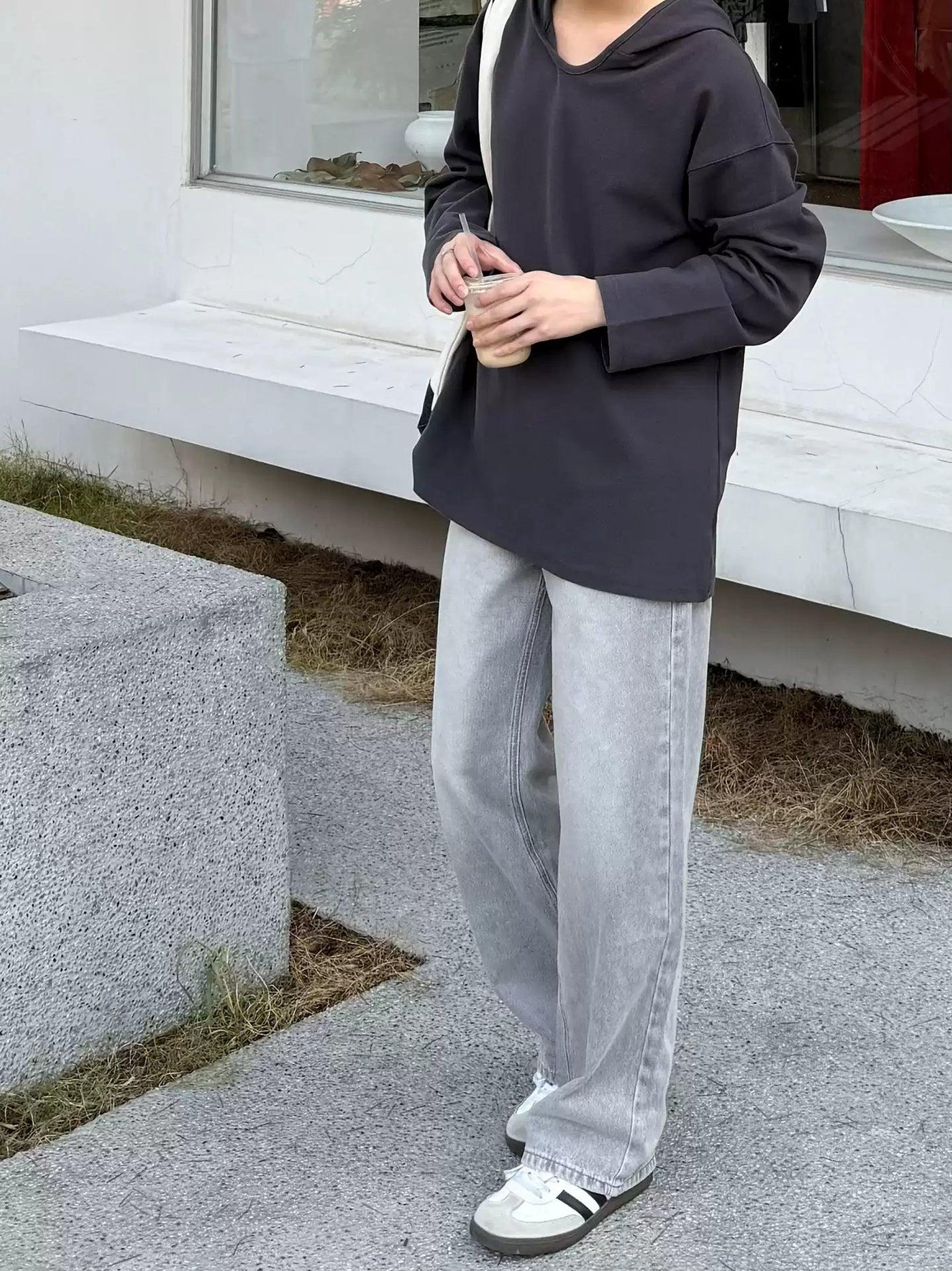 Zhou Light Washed Straight Leg Jeans-korean-fashion-Jeans-Zhou's Closet-OH Garments