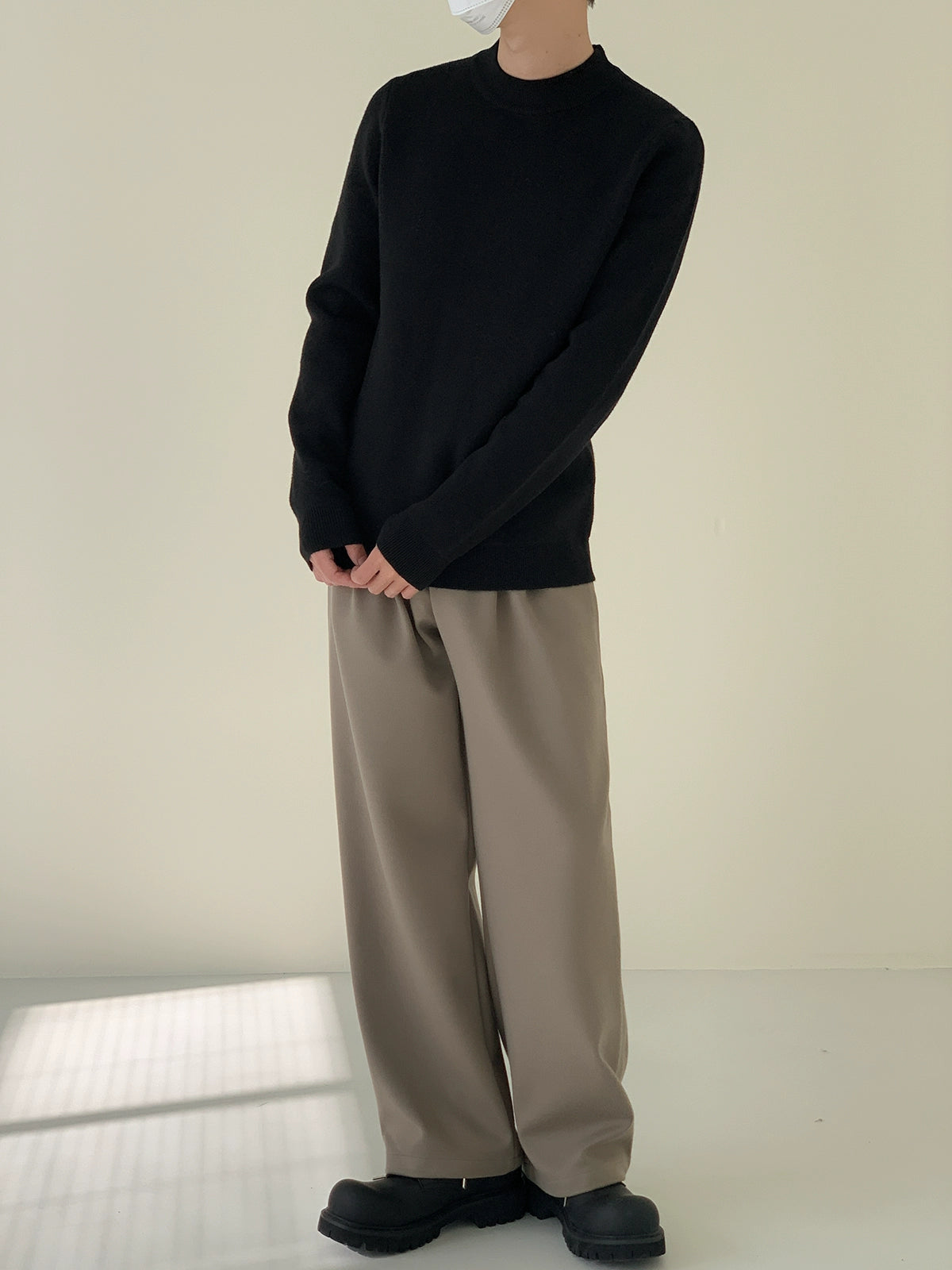Zhou Solid Slim Fit Mockneck-korean-fashion-Turtleneck-Zhou's Closet-OH Garments