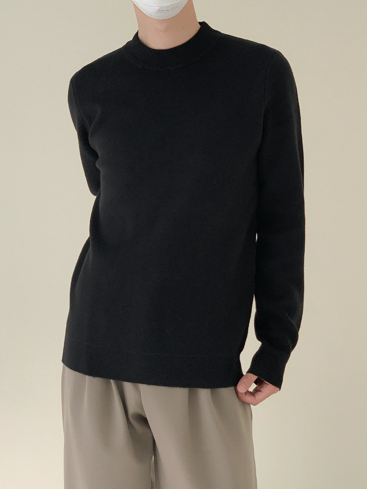 Zhou Solid Slim Fit Mockneck-korean-fashion-Turtleneck-Zhou's Closet-OH Garments