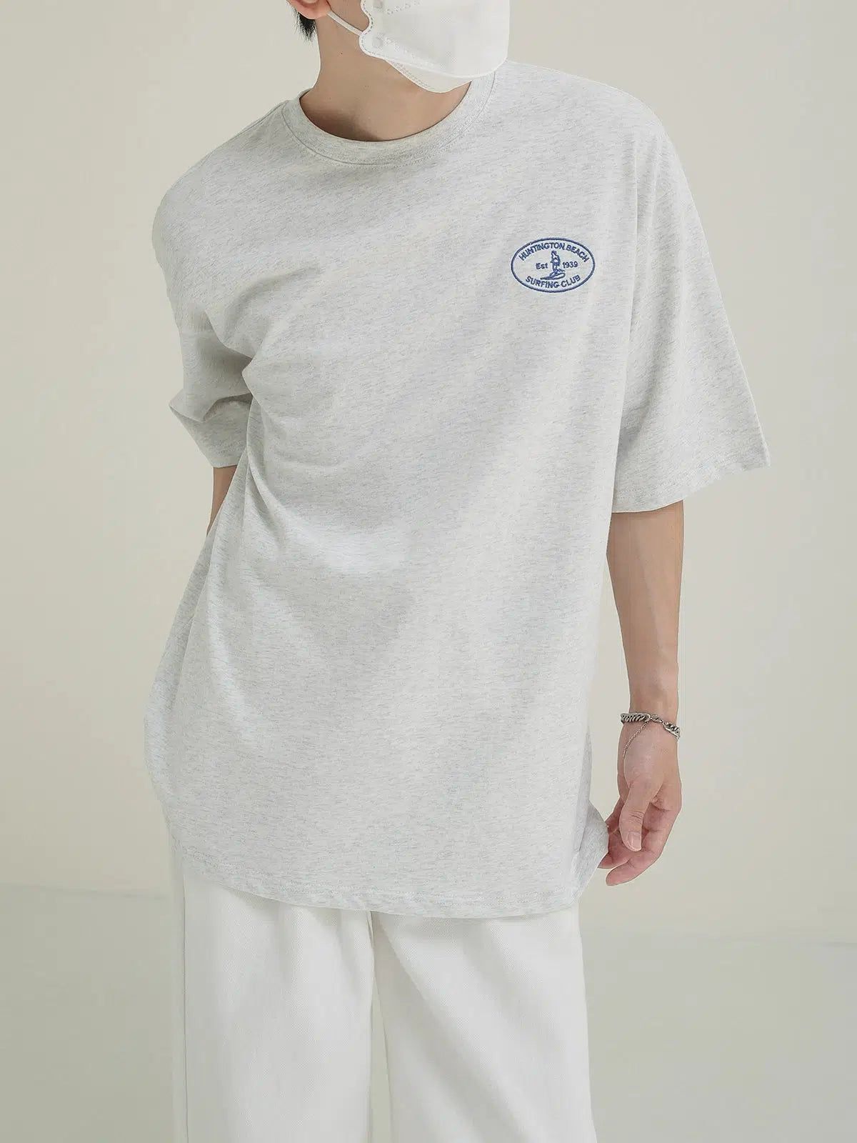 Zhou Stitch Minimal Logo T-Shirt-korean-fashion-T-Shirt-Zhou's Closet-OH Garments