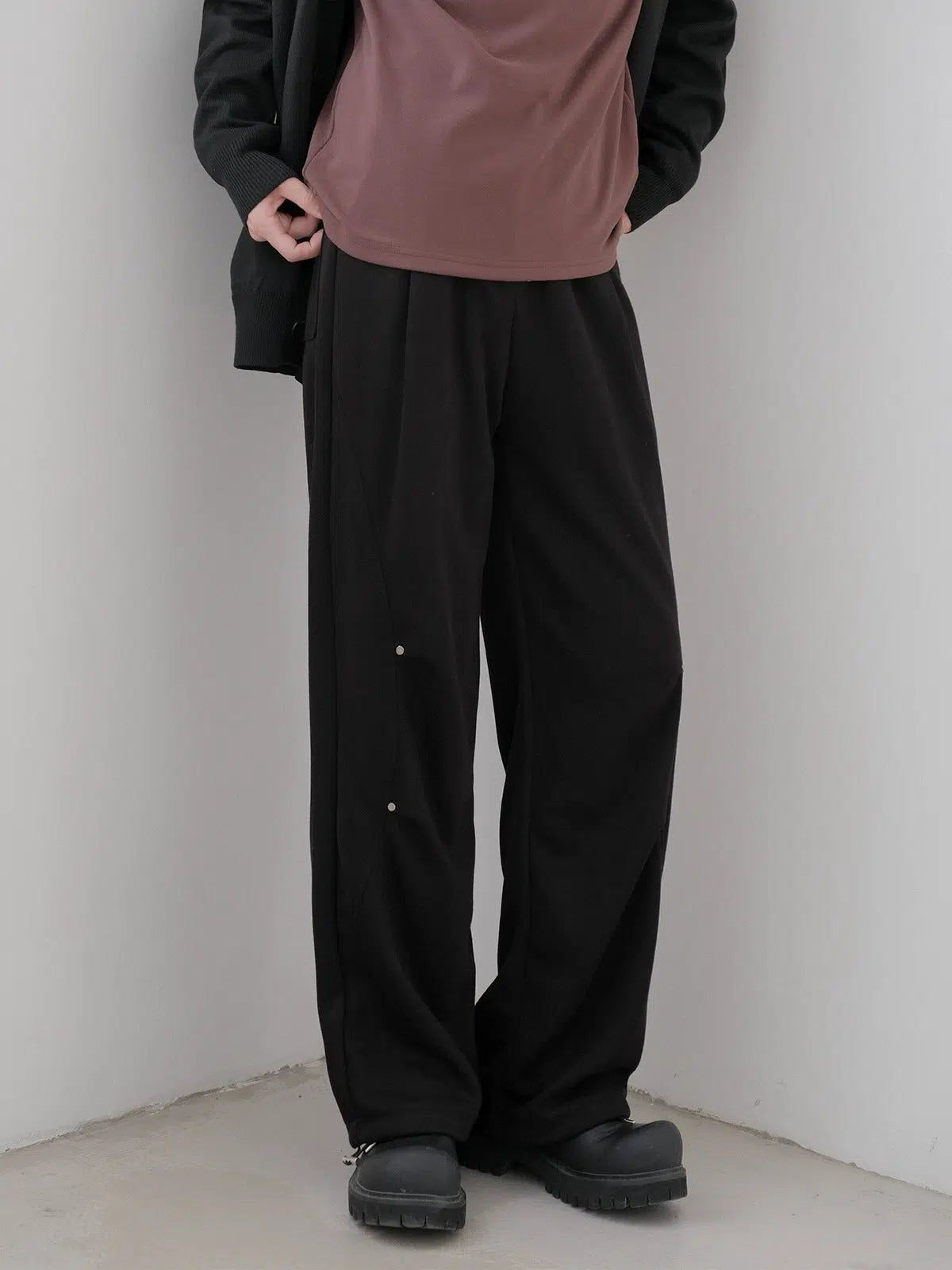 Zhou Straight Leg Bootcut Sweatpants-korean-fashion-Pants-Zhou's Closet-OH Garments